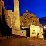 Casa Santa Maria - Beautifully Restored House In Centro Storico Basilicata Puglia Casa de Férias *