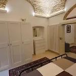 Casa de Férias Casa Santa Maria - Beautifully Restored House In Centro Storico Basilicata Puglia